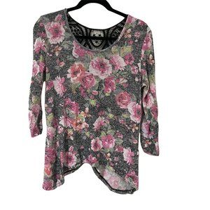 No Boundaries Floral Rose 2/3 Sleeve Top Lace Back Size Large